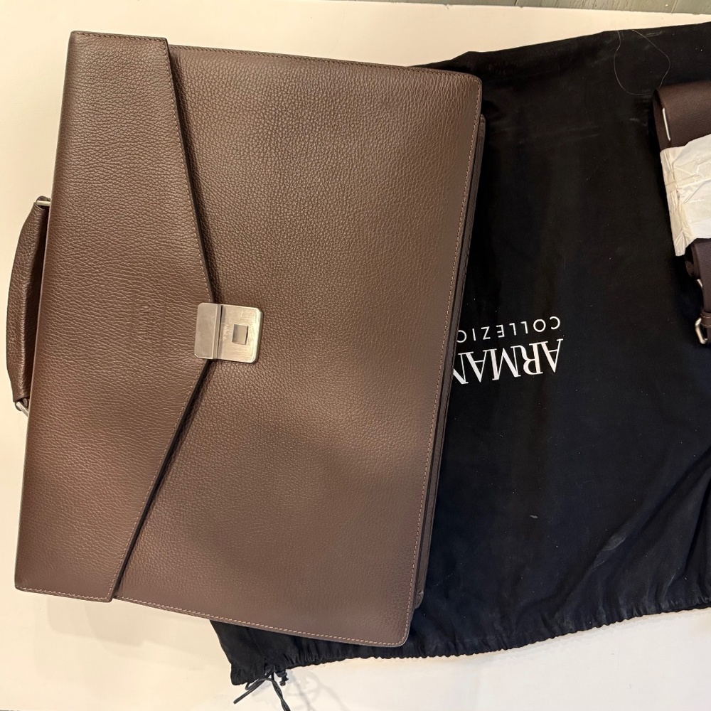 NWT Armani Collezione Genuine Designer Brown Leather Briefcase